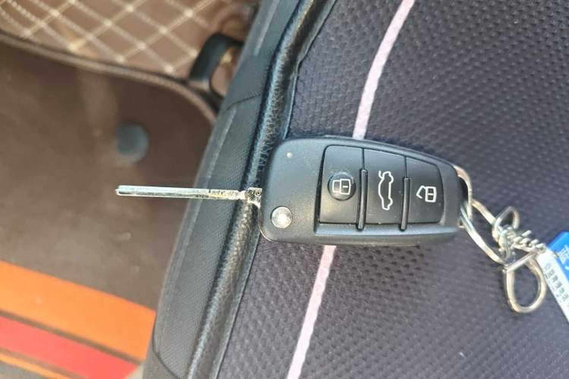 Used Audi A3 2019 Limousine 35 TFSI Ambition China VI Vehicle Key