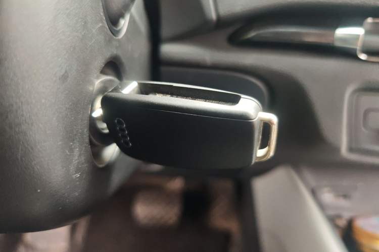 Used Audi A3 2019 Limousine 35 TFSI Fashion Edition China VI Emission Standard Vehicle Key