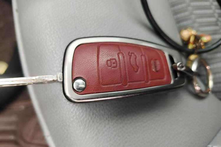 Used Audi A3 2019 Sportback 35 TFSI Fashion Edition China VI Emission Standard Vehicle Key