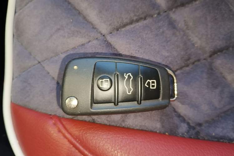 Used Audi A3 2019 Limousine 35 TFSI Fashion Edition China V standard Vehicle Key