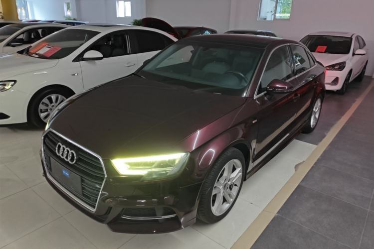Used Audi A3 2019 Limousine 35 TFSI Fashion Edition China VI Emission Standard Guazi used car, China used car export, Used car for sale, Used cars, Cheapest cars for sale