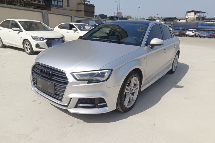 Used Audi A3 2019 Limousine 35 TFSI Fashion Edition China V standard Guazi used car, China used car export, Used car for sale, Used  cars, Cheapest cars for sale