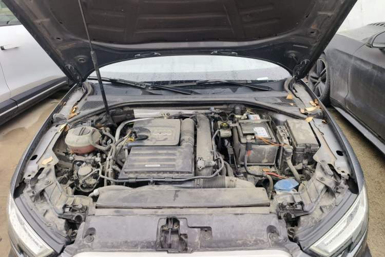 Used Audi A3 2019 Limousine 35 TFSI Style Version China V Emission Standard Engine Bay