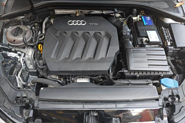 Used Audi A3 2019 Limousine 40 TFSI Sporty Version China VI Engine Bay