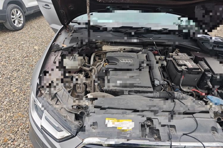 Used Audi A3 2019 Limousine 35 TFSI Fashion Edition China V standard Engine Bay Right