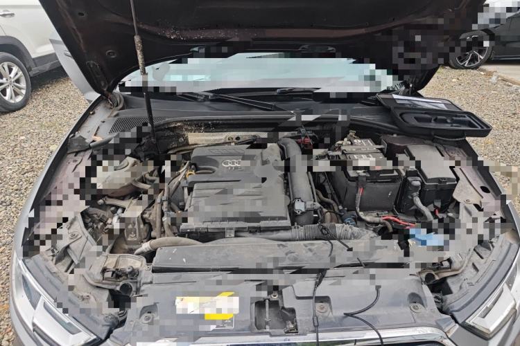 Used Audi A3 2019 Limousine 35 TFSI Fashion Edition China V standard Engine Bay