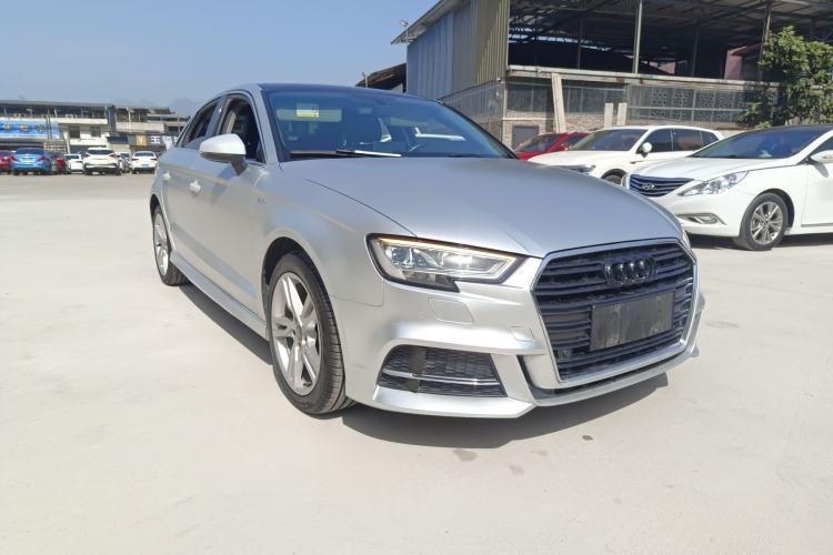 Used Audi A3 2019 Limousine 35 TFSI Fashion Edition China V standard Front Right 45 Deg