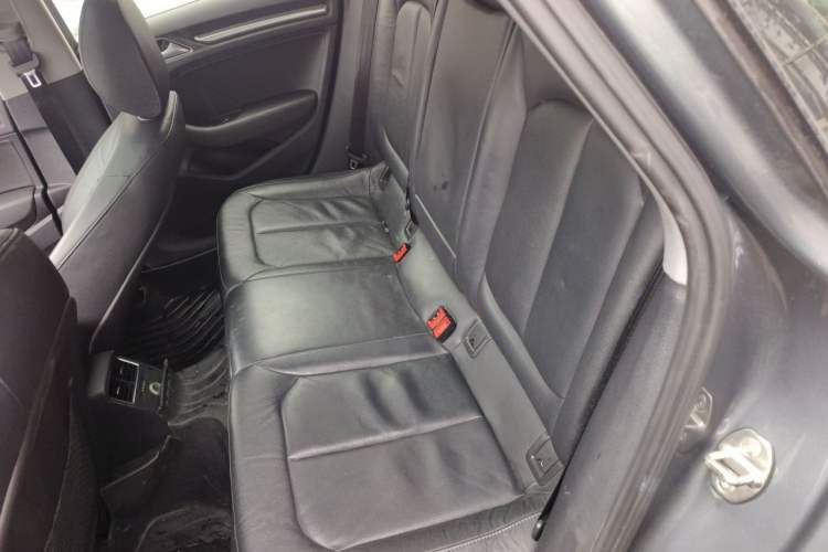 Used Audi A3 2019 Limousine 35 TFSI Style Version China V Emission Standard Interior 4