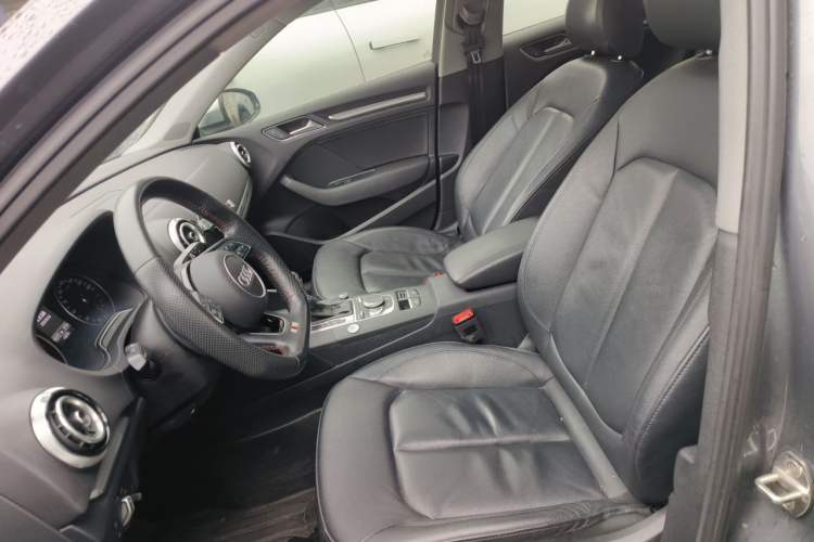 Used Audi A3 2019 Limousine 35 TFSI Style Version China V Emission Standard Left Front Seat