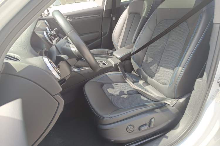 Used Audi A3 2019 Limousine 35 TFSI Fashion Edition China V standard Left Front Seat