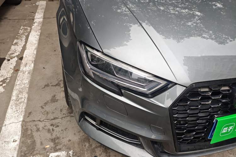 Used Audi A3 2019 Limousine 40 TFSI Sport Version China V Emission Standard Right Front Headlight