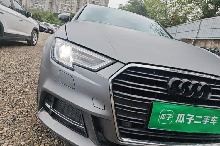Used Audi A3 2019 Limousine 35 TFSI Fashion Edition China V standard Right Front Headlight