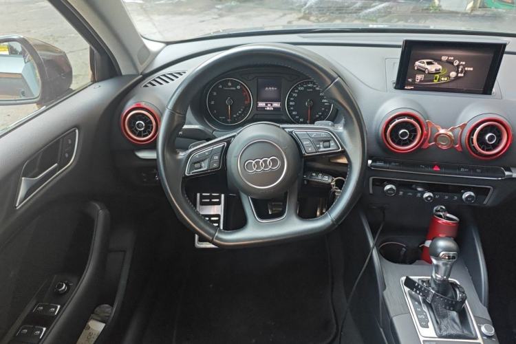 Used Audi A3 2019 Limousine 40 TFSI Sporty Version China VI Steering Wheel