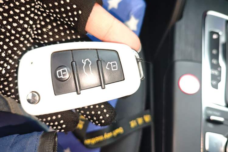 Used Audi A3 2019 Limousine 40 TFSI Sport Version China V Emission Standard Vehicle Key