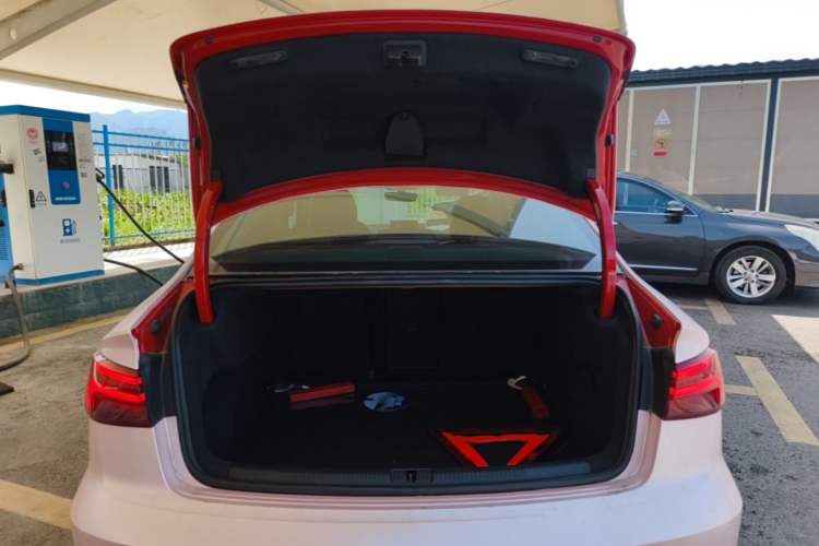 Used Audi A3 2019 Limousine 35 TFSI Ambition China V Trunk