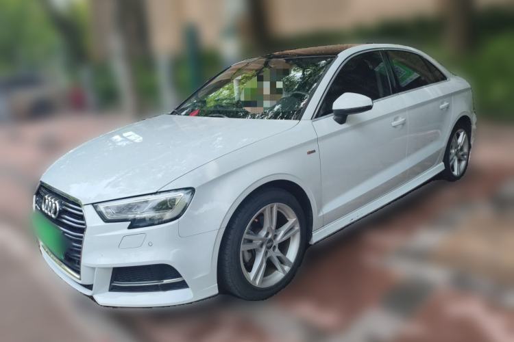 Used Audi A3 2019 Limousine 35 TFSI Fashion Edition China VI Emission Standard Guazi used car, China used car export, Used car for sale, Used  cars, Cheapest cars for sale