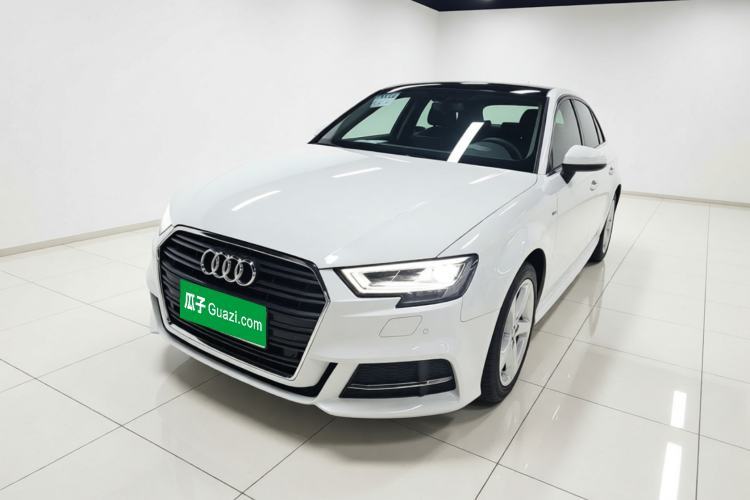 Used Audi A3 2019 Sportback 35 TFSI Fashion Edition China VI Emission Standard Guazi used car, China used car export, Used car for sale, Used cars, Cheapest cars for sale