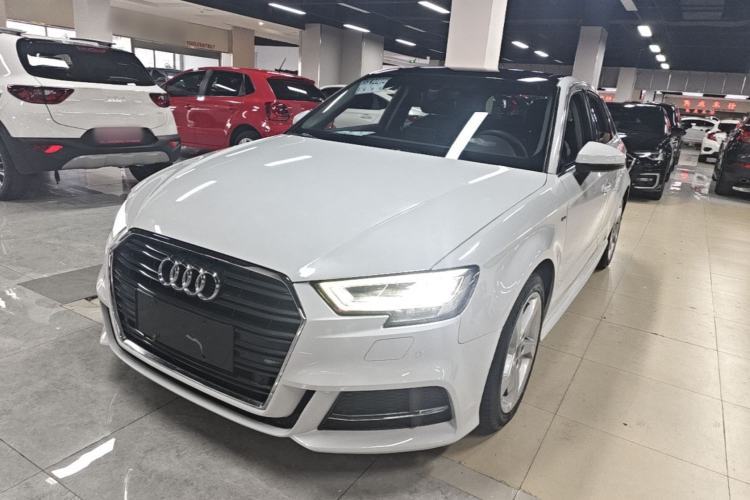 Used Audi A3 2019 Sportback 35 TFSI Fashion Edition China VI Emission Standard Guazi used car, China used car export, Used car for sale, Used  cars, Cheapest cars for sale