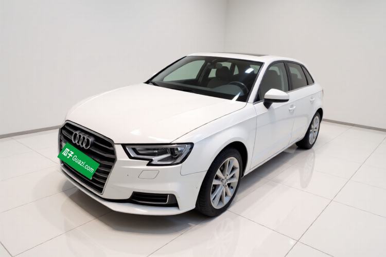 Audi A3 2019 Sportback 35 TFSI Ambition China V مستعملة Guazi used car, China used car export, Used car for sale, Used cars, Cheapest cars for sale