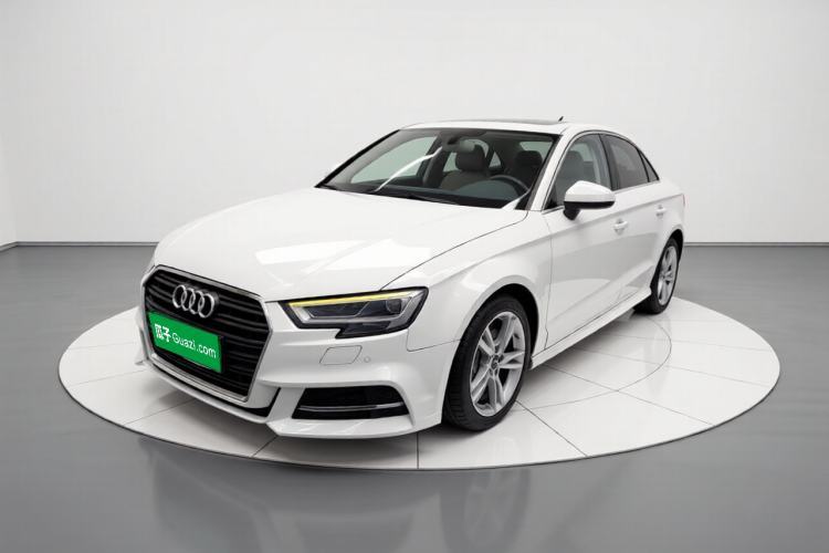 Used Audi A3 2019 Limousine 35 TFSI Fashion Edition China V standard Guazi used car, China used car export, Used car for sale, Used cars, Cheapest cars for sale
