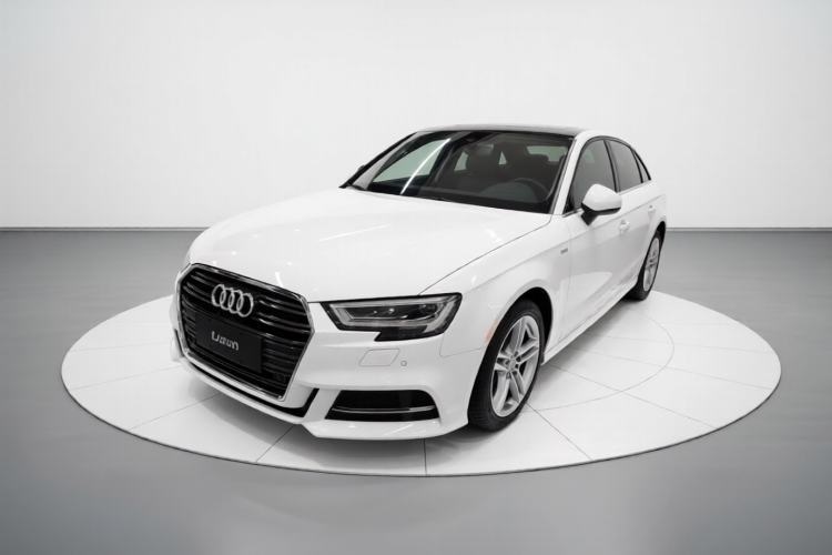 Used Audi A3 2019 Sportback 35 TFSI Fashion Edition China V Guazi used car, China used car export, Used car for sale, Used  cars, Cheapest cars for sale