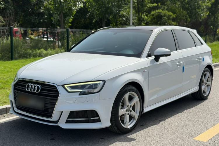 Used Audi A3 2019 Sportback 35 TFSI Fashion Edition China V Guazi used car, China used car export, Used car for sale, Used Audi cars, Cheapest cars for sale