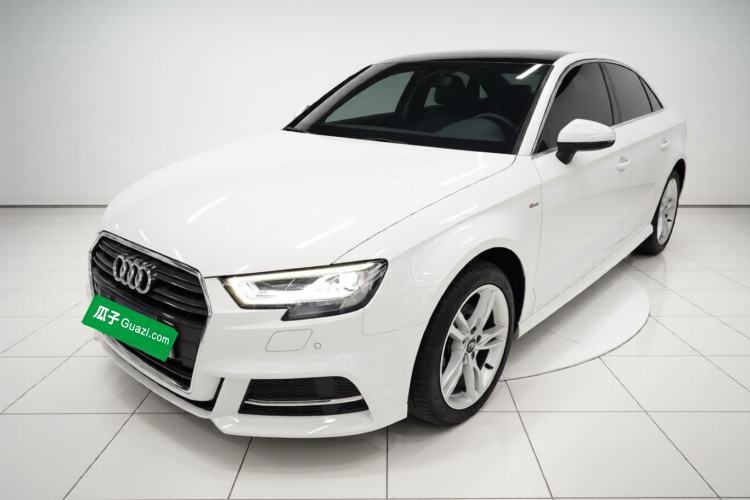 Used Audi A3 2019 Limousine 35 TFSI Fashion Edition China V standard Guazi used car, China used car export, Used car for sale, Used  cars, Cheapest cars for sale