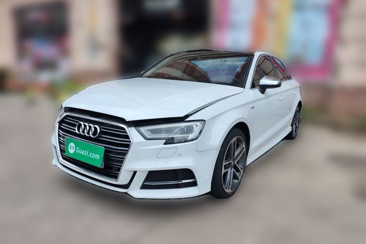 Audi A3 2019 Limousine 35 TFSI Sporty Version China VI usata Guazi used car, China used car export, Used car for sale, Used cars, Cheapest cars for sale