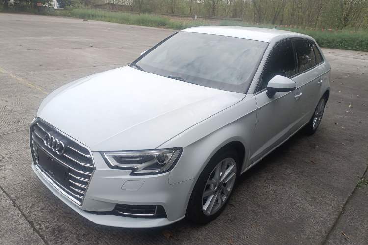 Used Audi A3 2019 Sportback 35 TFSI Ambition China VI Guazi used car, China used car export, Used car for sale, Used  cars, Cheapest cars for sale