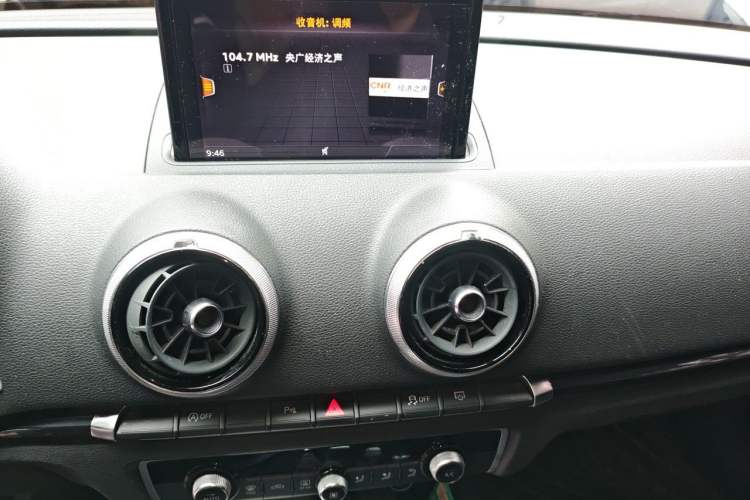 Used Audi A3 2019 Sportback 35 TFSI Fashion Edition China V Audio And AC Panel