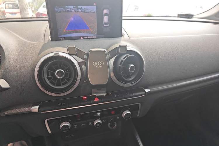 Used Audi A3 2019 Limousine 35 TFSI Style Edition China VI Emission Standard Audio And AC Panel