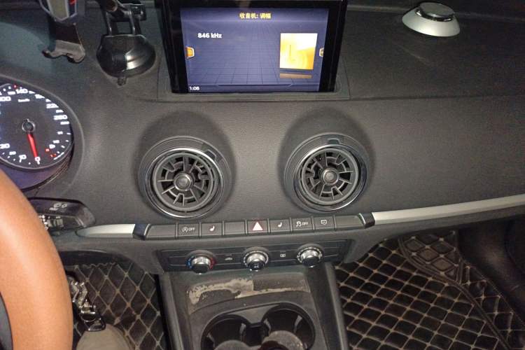 Used Audi A3 2019 Limousine 35 TFSI Ambition China V Audio And AC Panel