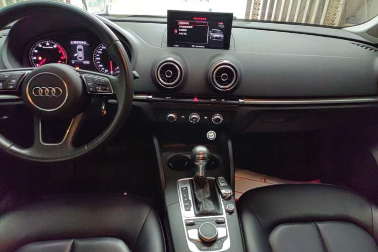Used Audi A3 2019 Limousine 35 TFSI Ambition China V Audio And AC Panel