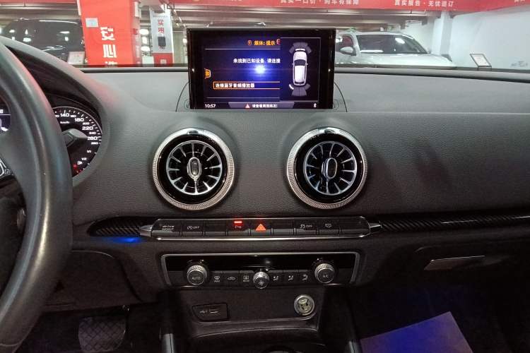Used Audi A3 2019 Sportback 35 TFSI Sporty Version China VI Audio And AC Panel