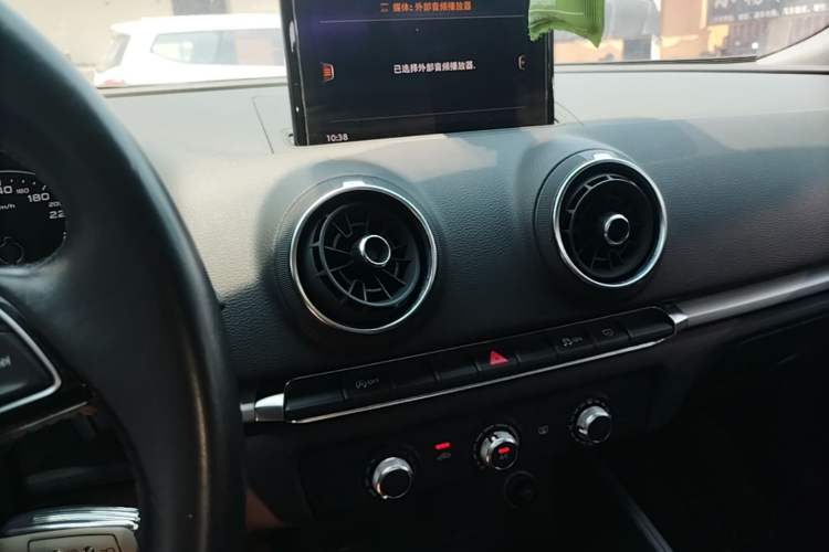 Used Audi A3 2019 Sportback 35 TFSI Ambition China V Audio And AC Panel