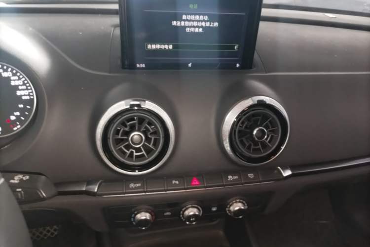 Used Audi A3 2019 Limousine 35 TFSI Fashion Edition China VI Emission Standard Audio And AC Panel