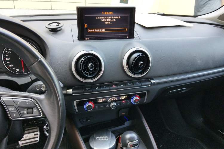 Used Audi A3 2019 Sportback 35 TFSI Style Version China V Emission Standard Audio And AC Panel