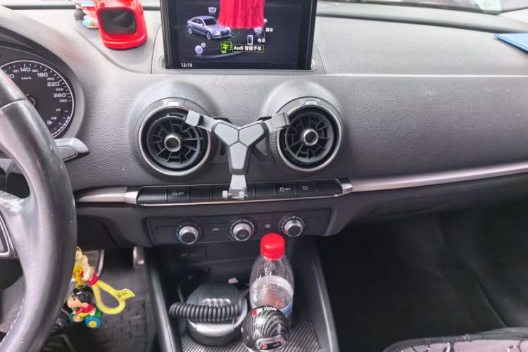 Used Audi A3 2019 Limousine 35 TFSI Ambition China VI Audio And AC Panel
