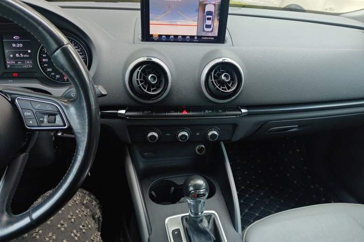 Used Audi A3 2019 Sportback 35 TFSI Fashion Edition China V Audio And AC Panel