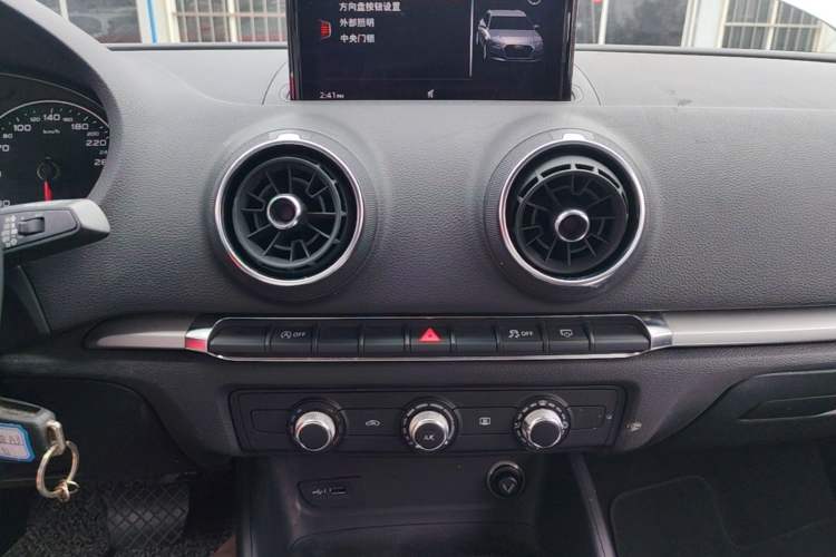 Used Audi A3 2019 Sportback 35 TFSI Ambition China V Audio And AC Panel