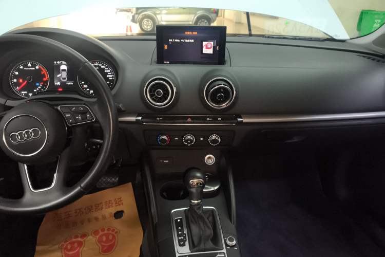 Used Audi A3 2019 Limousine 35 TFSI Ambition China V Audio And AC Panel