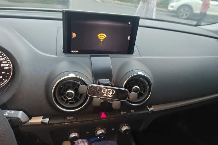 Used Audi A3 2019 Limousine 35 TFSI Ambition China V Audio And AC Panel