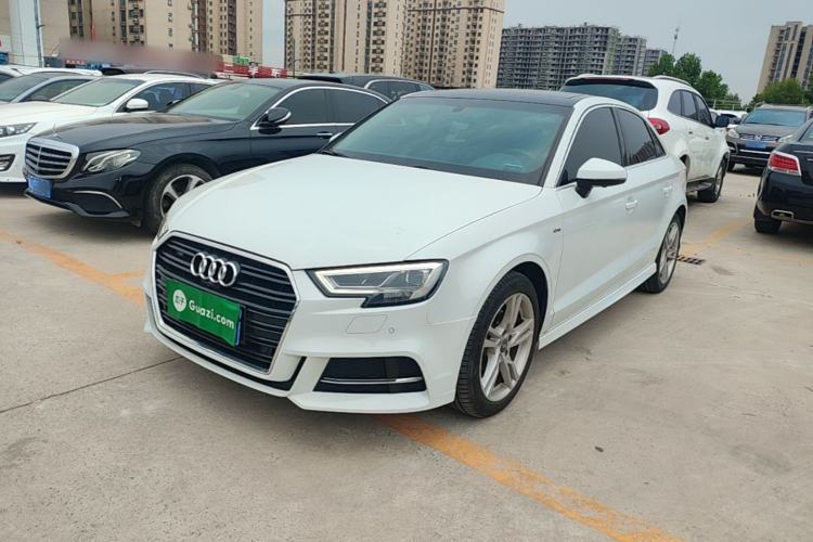 Used Audi A3 2019 Limousine 35 TFSI Fashion Edition China VI Emission Standard Guazi used car, China used car export, Used car for sale, Used cars, Cheapest cars for sale