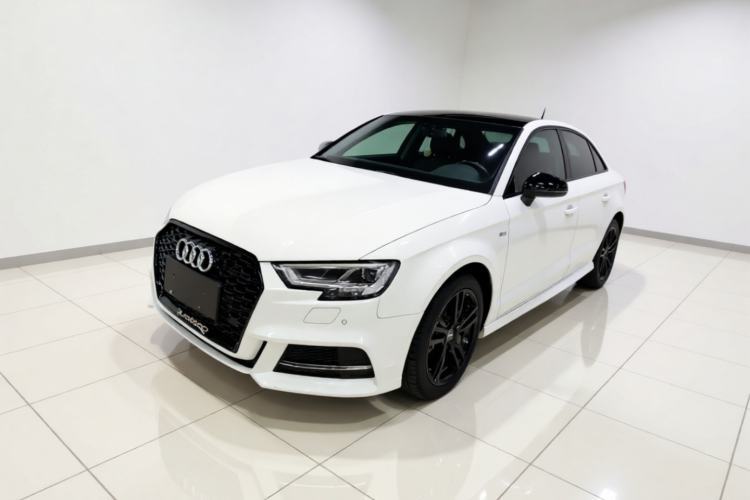 Audi A3 2019 Limousine 35 TFSI Fashion Edition China V standard usata Guazi used car, China used car export, Used car for sale, Used  cars, Cheapest cars for sale