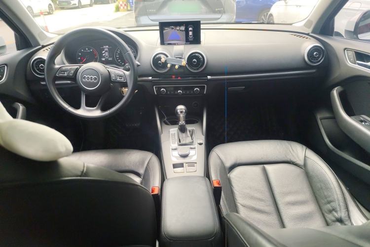 Used Audi A3 2019 Limousine 35 TFSI Style Version China V Emission Standard Center Console