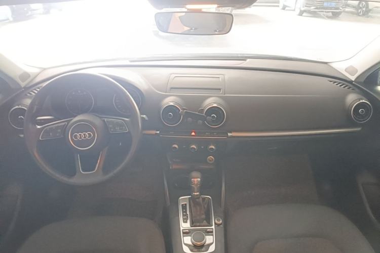 Used Audi A3 2019 Sportback 35 TFSI Ambition China V Center Console