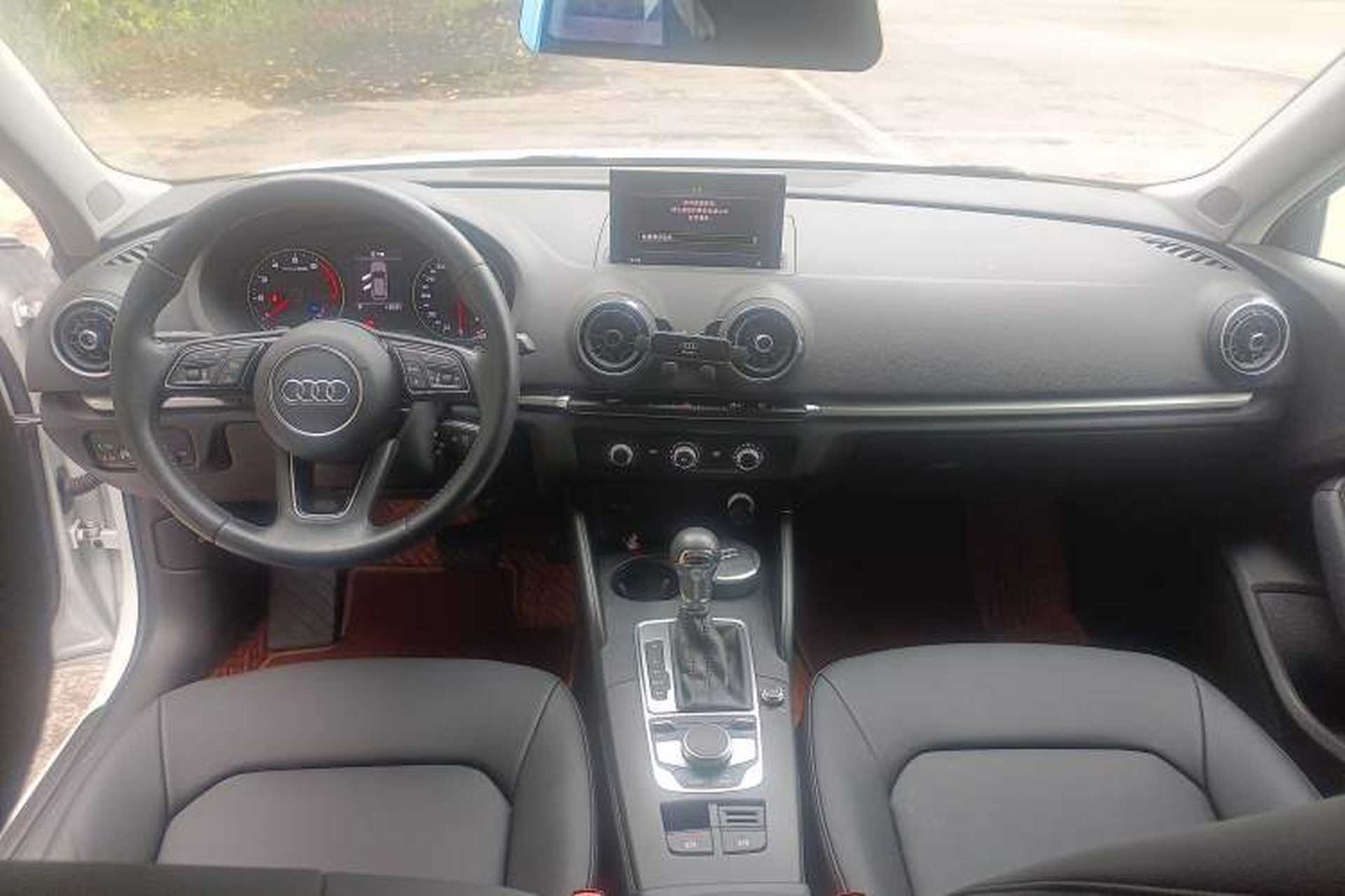 Used Audi A3 2019 Sportback 35 TFSI Ambition China VI Center Console