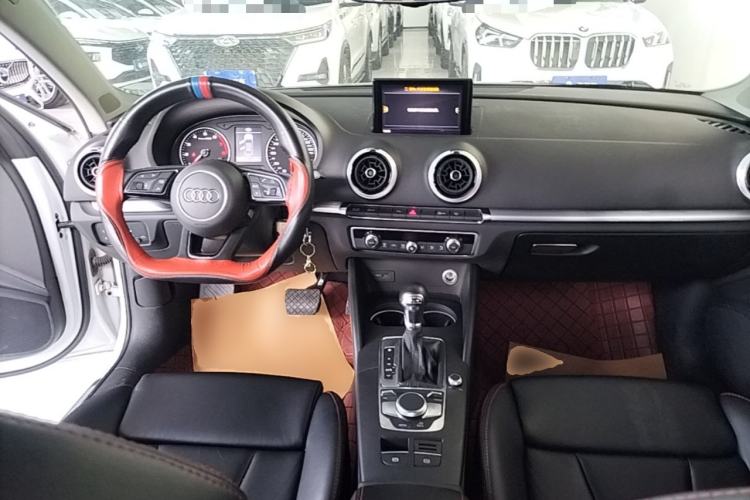Used Audi A3 2019 Limousine 35 TFSI Sport Edition China V Emission Standard Center Console
