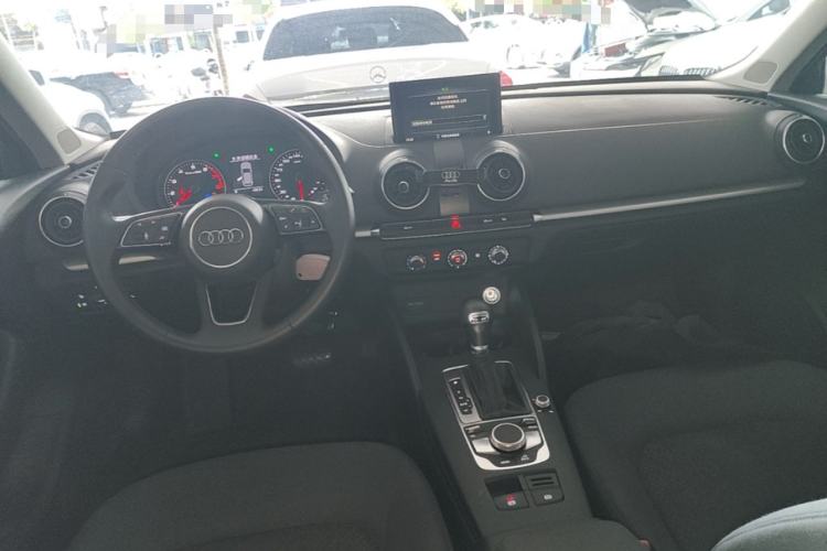 Used Audi A3 2019 Sportback 35 TFSI Ambition China V Center Console