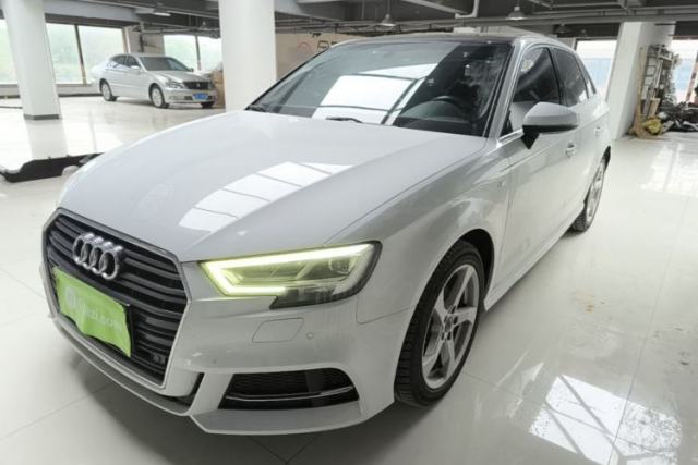 Used Audi A3 2019 Sportback 35 TFSI Fashion Edition China V
